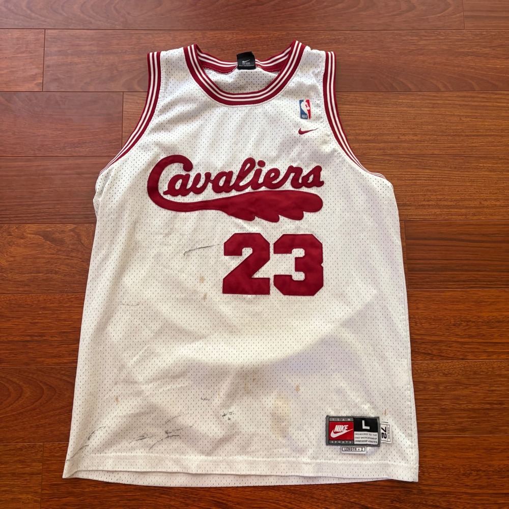 Nike Mens LeBron James Cleveland Cavaliers Jersey Large White 23 Vintage NBA